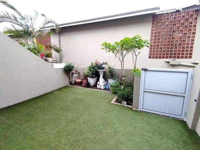 2 Bedroom townhouse sectional for sale in Musgrave, Durban