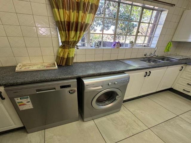 2 Bedroom townhouse sectional for sale in Randpark Ridge, Randburg