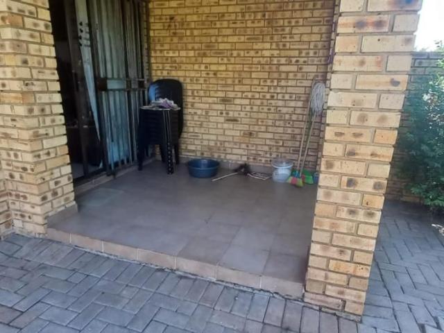 2 Bedroom townhouse sectional for sale in Riversdale, Meyerton