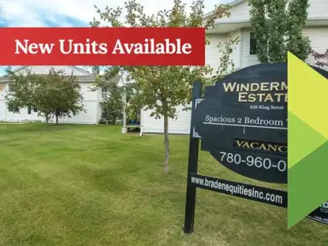 2 Bedroom Townhouse Spruce Grove AB 104597360