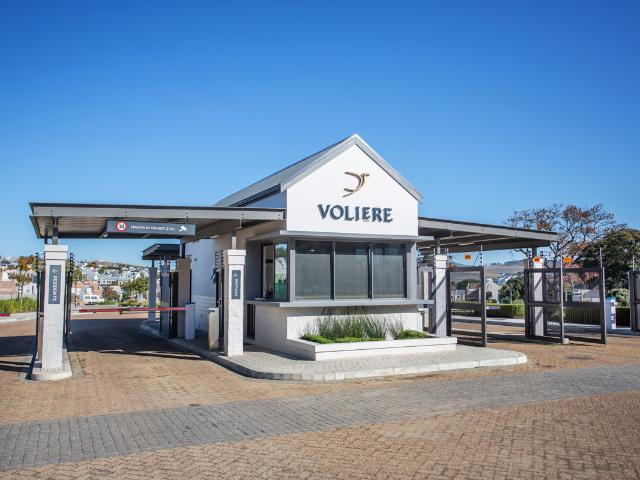2 Bedroom Townhouse To Let in Voliere Estate