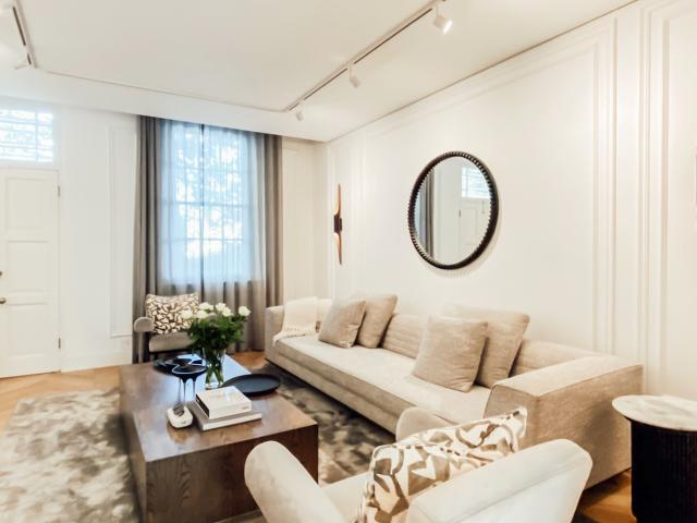 2 Bedroom Townhouse To Let in De Waterkant