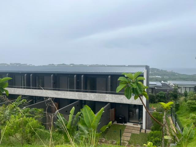 2 Bedroom Townhouse To Let in Sheffield Beach