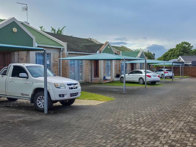 2 Bedroom Townhouse To Rent in Gonubie