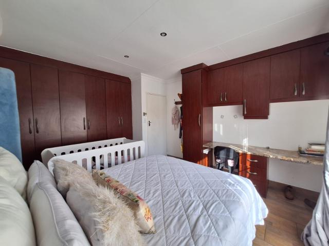 2 Bedroom Townhouse To Rent in Doornpoort