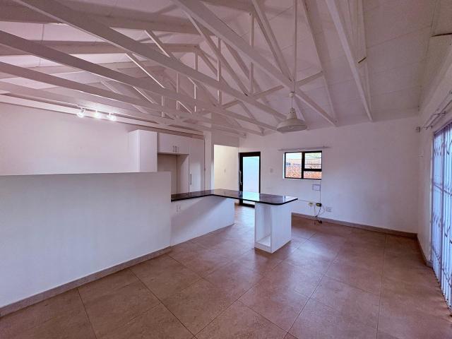 2 Bedroom Townhouse To Rent in Doornpoort AH