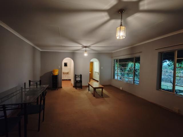 2 Bedroom Townhouse To Rent in Die Wilgers