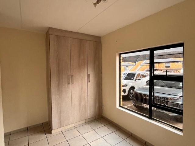 2 Bedroom Townhouse To Rent in Dinwiddie