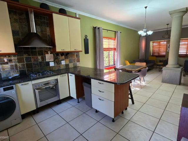 2 Bedroom Townhouse To Rent in Olympus AH