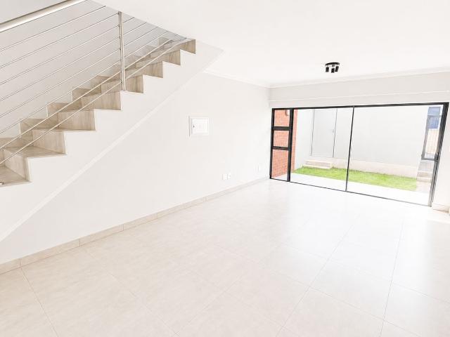 2 Bedroom Townhouse To Rent in Olympus AH