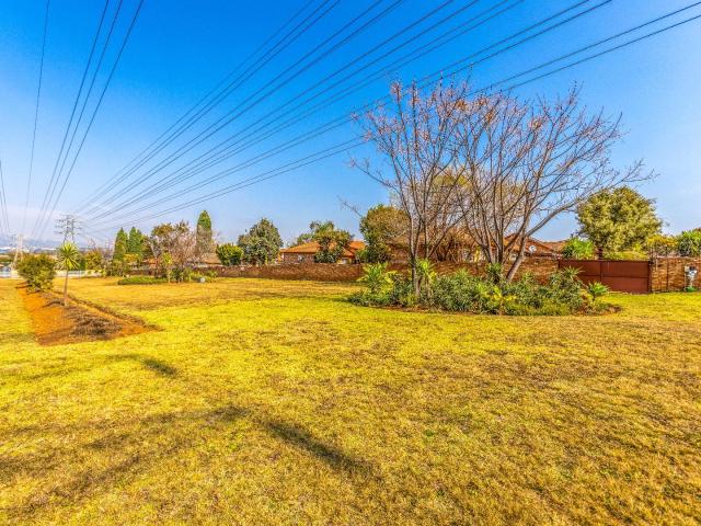 2 Bedroom Townhouse To Rent in Olivedale