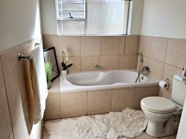 2 Bedroom Townhouse To Rent in Morehill