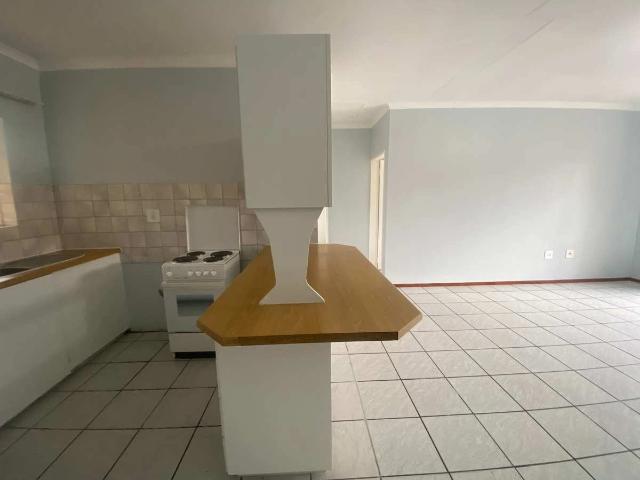 2 Bedroom Townhouse to Rent in Moreleta Park