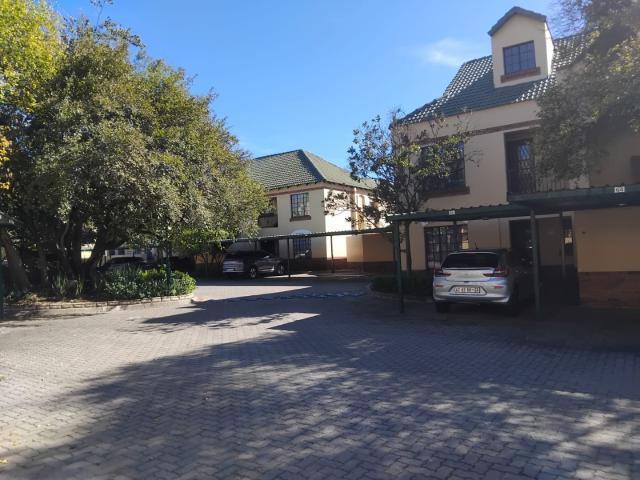 2 Bedroom Townhouse To Rent in Noordhang