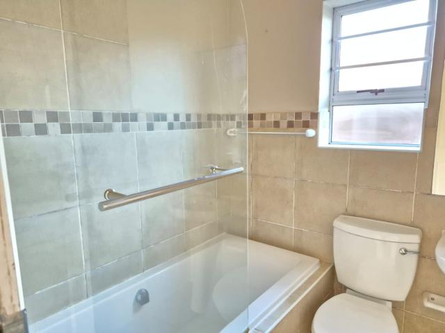 2 Bedroom Townhouse To Rent in South End