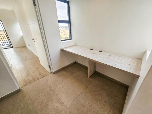 2 Bedroom Townhouse To Rent in Sandown