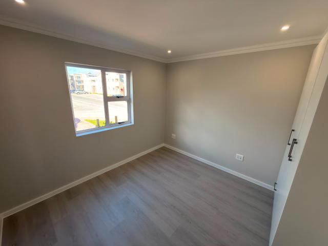 2 Bedroom Townhouse To Rent in Sunningdale