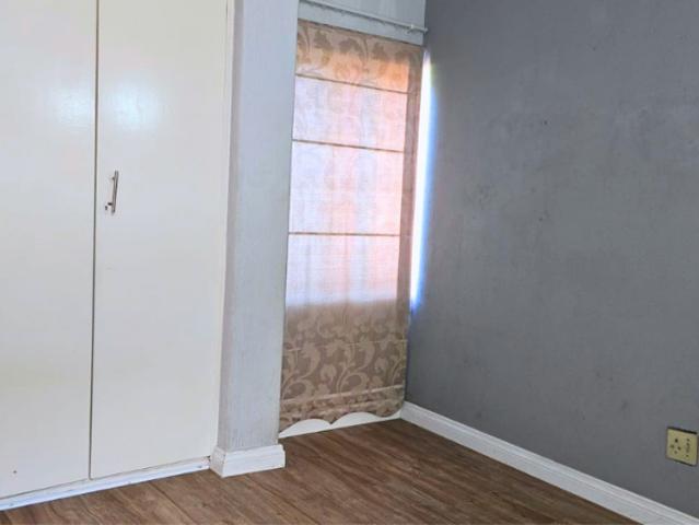 2 Bedroom Townhouse To Rent in The Hill