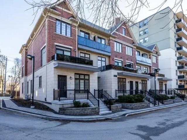 2 Bedroom Townhouse Toronto ON 92194210