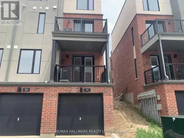 2 Bedroom Townhouse Waterloo ON 103840414