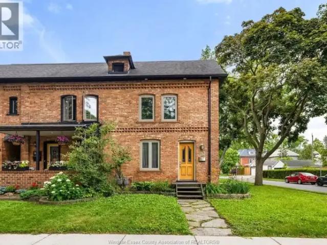 2 Bedroom Townhouse Windsor ON 103487775