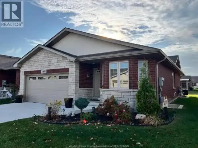 2 Bedroom Townhouse Windsor ON LS101878850
