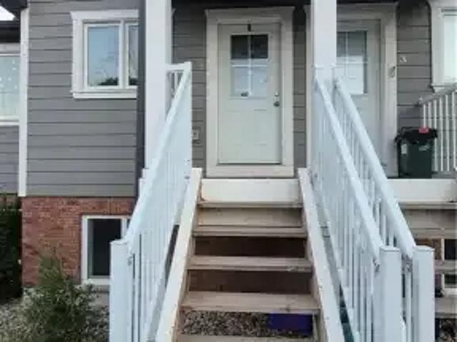 2 Bedroom Townhouse Woodstock ON 104470847