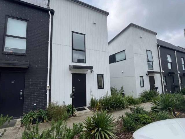 2 bedroom unit available at Metcalfe Terraces