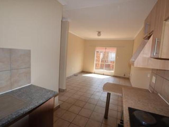 2 bedroom unit in arabella vaalpark