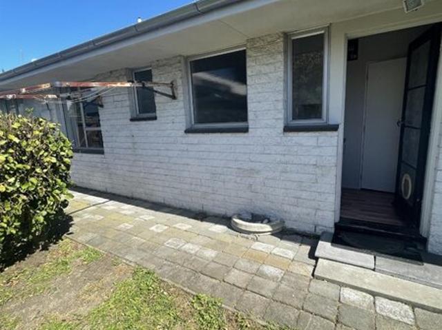 2 Bedroom Unit on Armagh