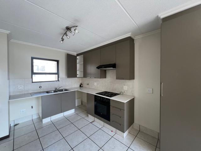 2 BedroomApartment / Flat For Rent inPaulshof