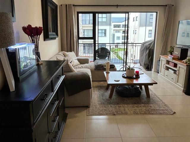2 BedroomApartment / Flat For Rent inThe Huntsman