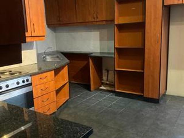 2 bedroomed apartment to rent in mar.