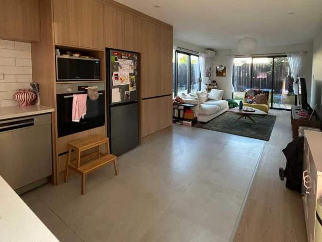 2 Bedrooms on Burswood Drive