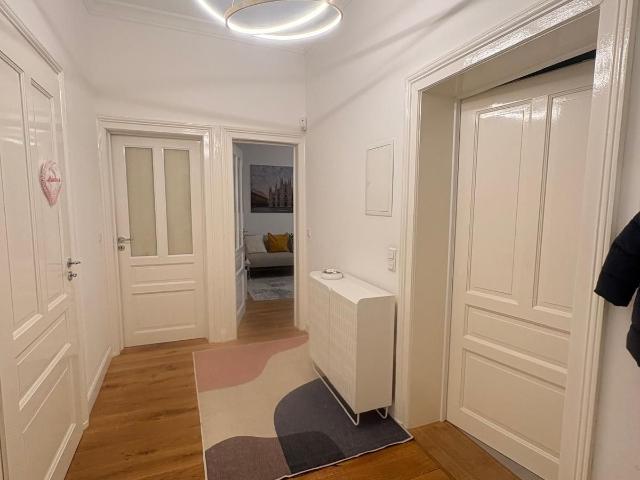2 Bedrooms Apartment with Garden & Terrace, Frankfurt Amsterdam Apartments for Rent