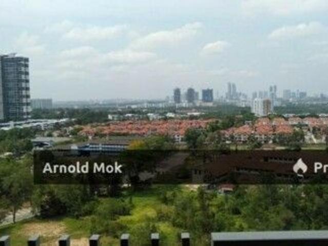 2 Bedrooms Apartment at Molek Pine 4 for Rent