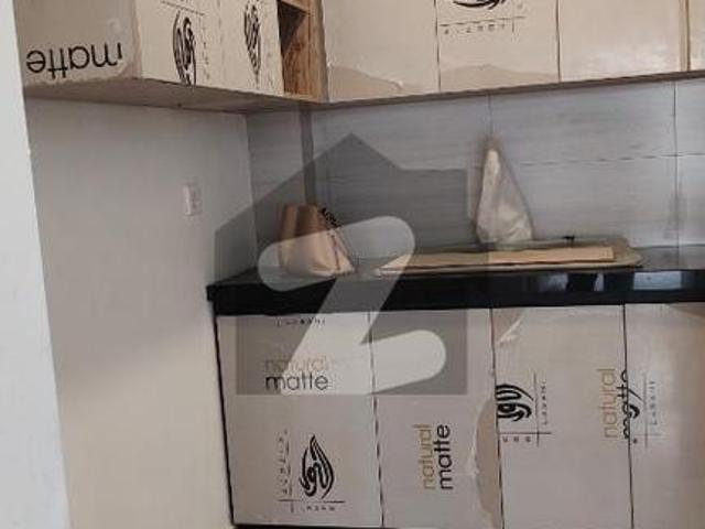 2 Bedrooms Apartment available for Rent In Clifton Block 4