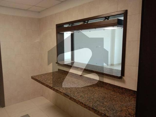 2 BedRooms Apartment Available For Rent In Emar Preal Tower 3