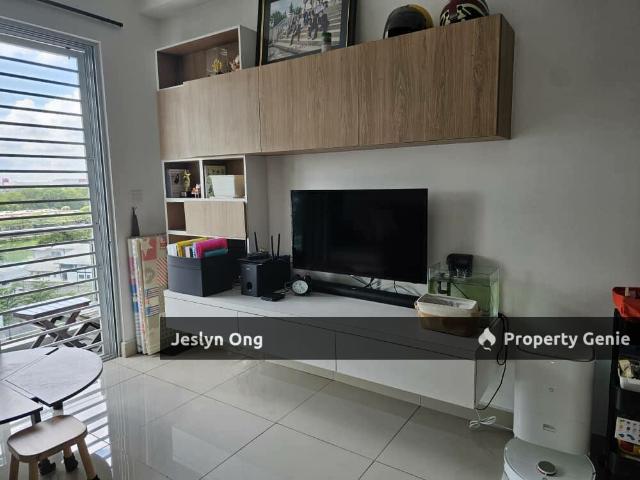 2 Bedrooms Apartment for Sale