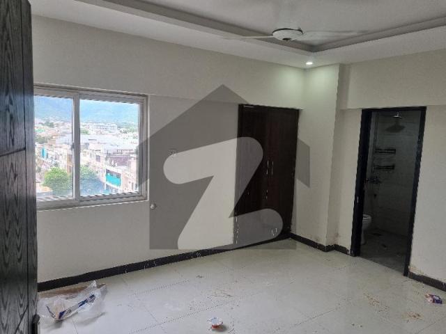 2 Bedrooms Apartment For Rent Capital Residencia