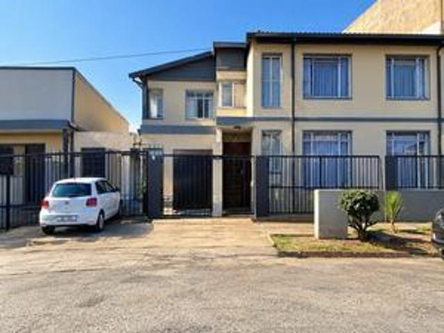 2 bedrooms apartment on the market w.