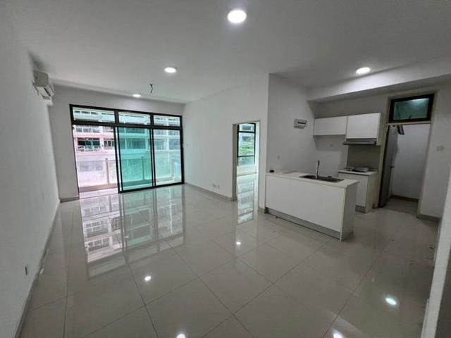 2 Bedrooms Apartment Parc Regency Plentong For Sale