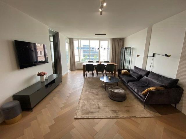 2 bedrooms Apartment Surface Area: 100m2 Unfurnished