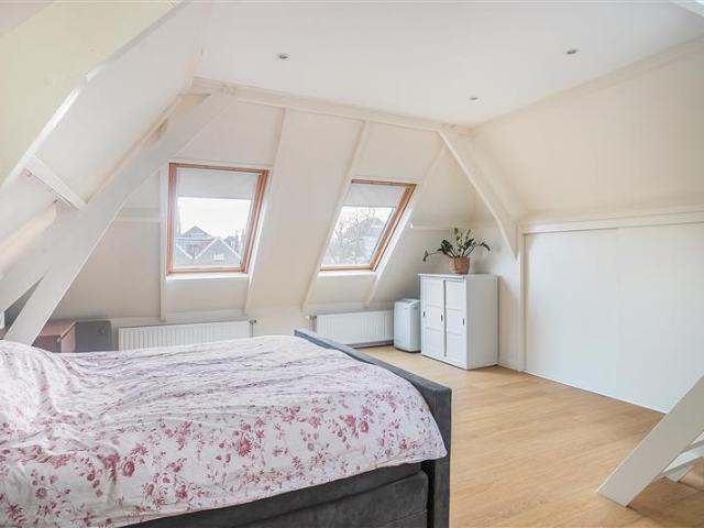 2 bedrooms Apartment Surface Area: 115m2 Unfurnished
