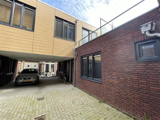2 bedrooms Apartment Surface Area: 64m2 Unfurnished