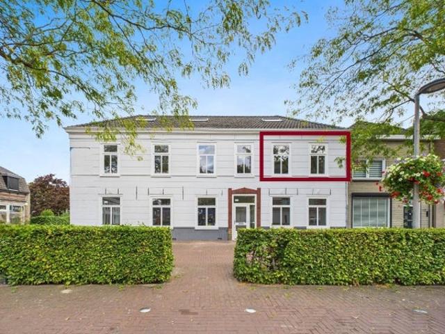 2 bedrooms Apartment Surface Area: 76m2 Unfurnished
