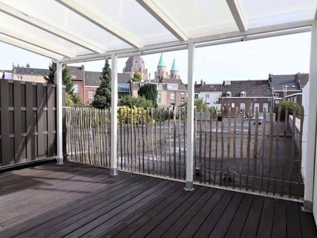 2 bedrooms Apartment Surface Area: 80m2 Unfurnished Available from: 2026 08 25