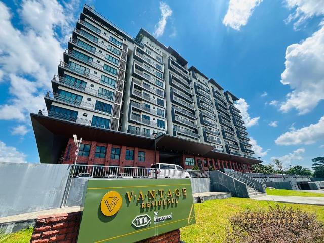2 Bedrooms Apartments Fully Furnished @ Vantage Residence, Stamping Tengah