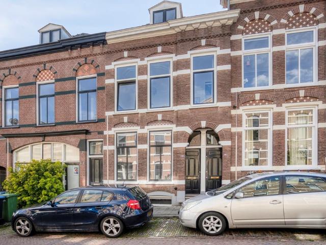 2 bedrooms Appartement Surface Area: 80m2