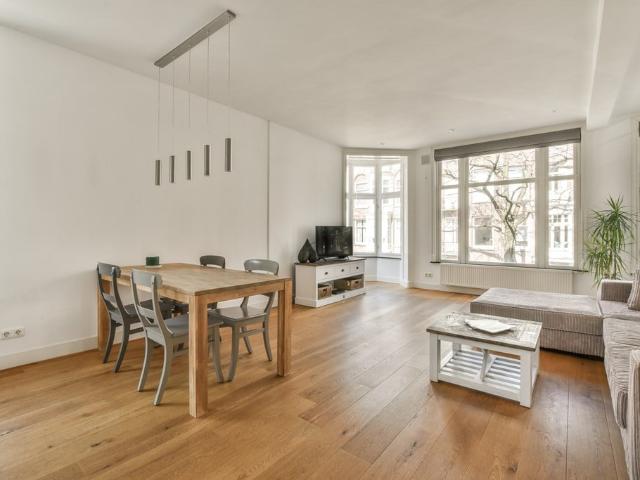 2 bedrooms Appartement Surface Area: 90m2